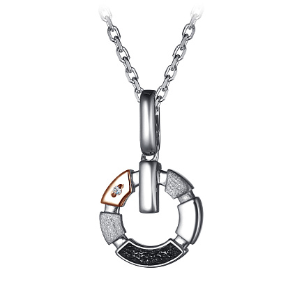 Колье из серебра с бриллиантом