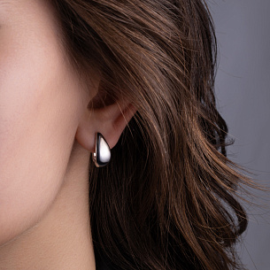 Серьги с английским замком из серебра