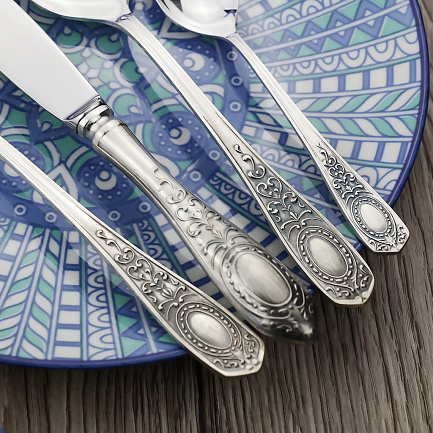 Набор из -х предметов