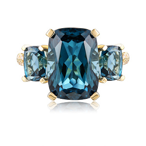 Кольцо из желтого золота с бриллиантами, топазом