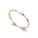 Кольцо из красного золота с бриллиантами