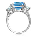Кольцо из белого золота с аквамаринами, топазом