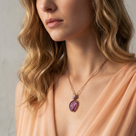 Колье из желтого золота с аметистами, плетение якорное