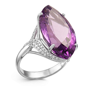 Кольцо из белого золота с бриллиантом