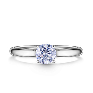 Кольцо из белого золота с бриллиантом