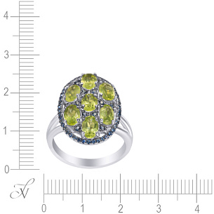 Кольцо из белого золота с перидотом