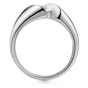 Кольцо из белого золота с бриллиантом