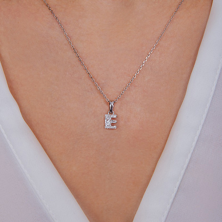 Подвеска из белого золота с бриллиантом