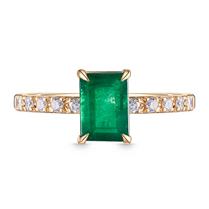 Кольцо из желтого золота с изумрудом