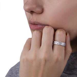 Кольцо из серебра с фианитом