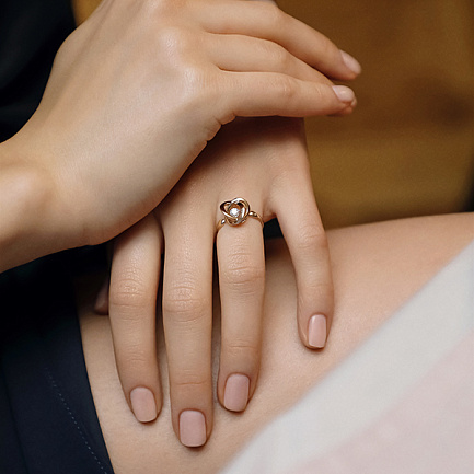 Кольцо из желтого золота с бриллиантом