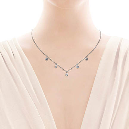 Колье из красного золота с бриллиантами