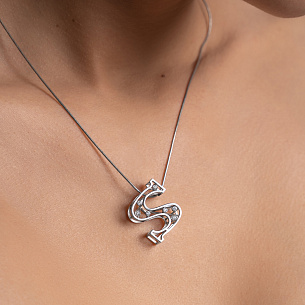 Подвеска буква