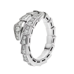 Кольцо из белого золота с бриллиантом