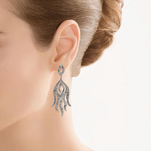 Серьги из золота с сапфиром