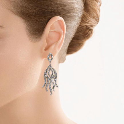 Серьги из золота с бриллиантами, сапфирами