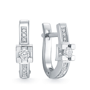 Серьги из белого золота с бриллиантом