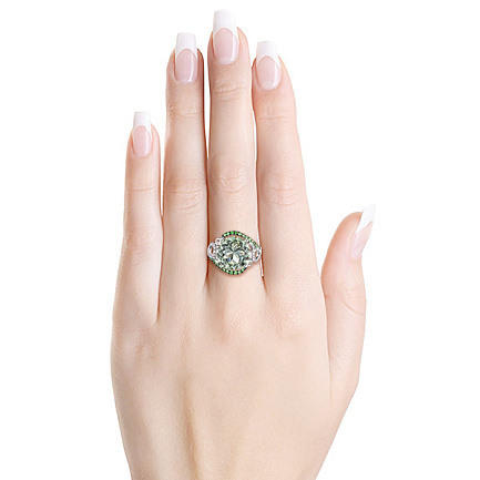 Кольцо из белого золота с бриллиантами, аметистом
