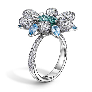 Кольцо из белого золота с аквамарином, бриллиантом