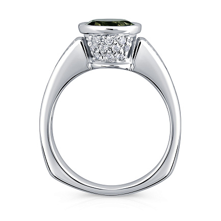 Кольцо из белого золота с бриллиантами