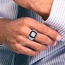 Печатка из белого золота с ониксом, фианитом