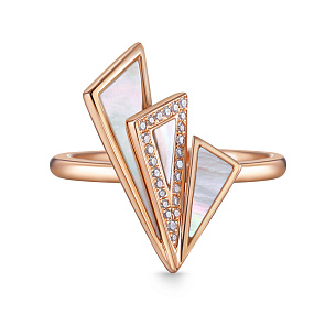 Кольцо из красного золота с перламутрами и бриллиантами