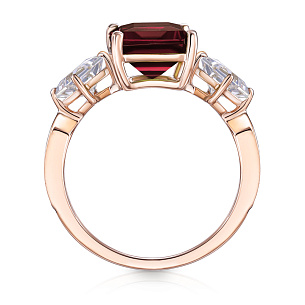 Кольцо из красного золота с топазом