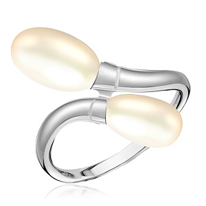 Кольцо из белого золота с жемчугом