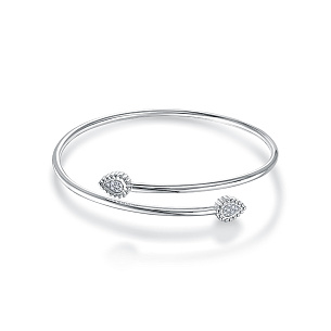 Браслет из белого золота с бриллиантом