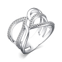 Кольцо из серебра с фианитами