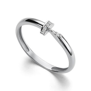 Кольцо из белого золота с бриллиантом