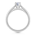 Кольцо из белого золота с бриллиантом