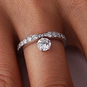 Кольцо из белого золота с бриллиантами