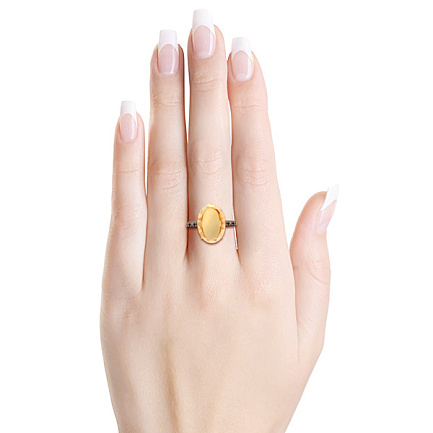 Кольцо из красного золота с раухтопазом, фианитом