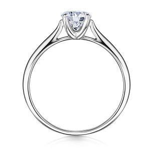 Кольцо из белого золота с бриллиантом