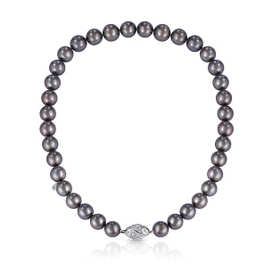 Колье из белого золота с бриллиантами и жемчугом