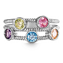 Кольцо из серебра с фианитом