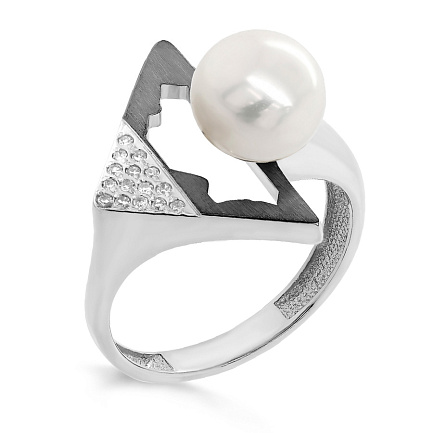 Кольцо из белого золота с бриллиантами, жемчугом