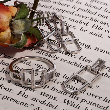 Кольцо из серебра