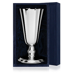 Серебряная рюмка