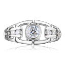 Печатка из белого золота с бриллиантами