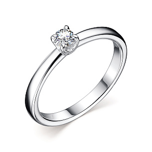 Кольцо из серебра с муассанитом