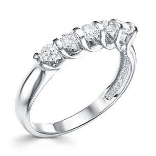 Кольцо из белого золота с бриллиантом