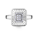 Кольцо из белого золота с бриллиантами