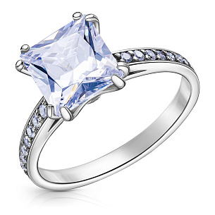 Кольцо из серебра с фианитом