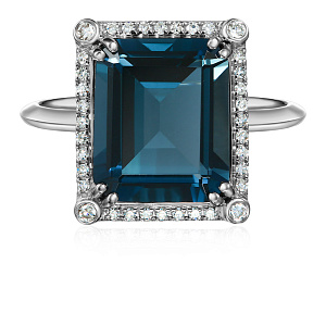 Кольцо из белого золота с бриллиантами