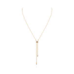 Колье из красного золота с бриллиантом