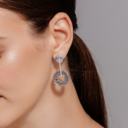 Серьги из серебра с фианитами