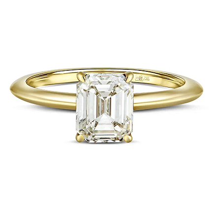 Кольцо из желтого золота с бриллиантом