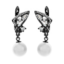 Серьги с английским замком из серебра с жемчугом